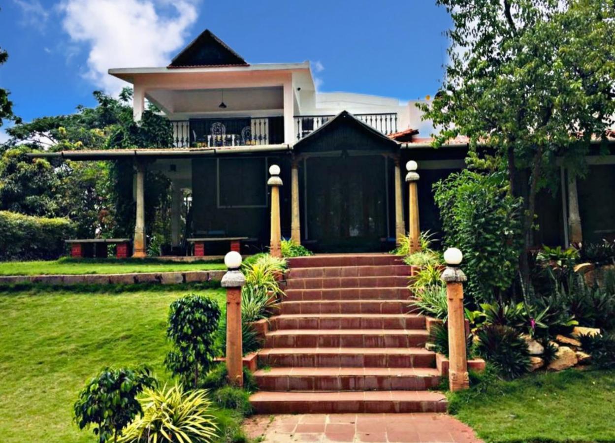 Bana The Wild Waters Hotel Muduvādi Buitenkant foto