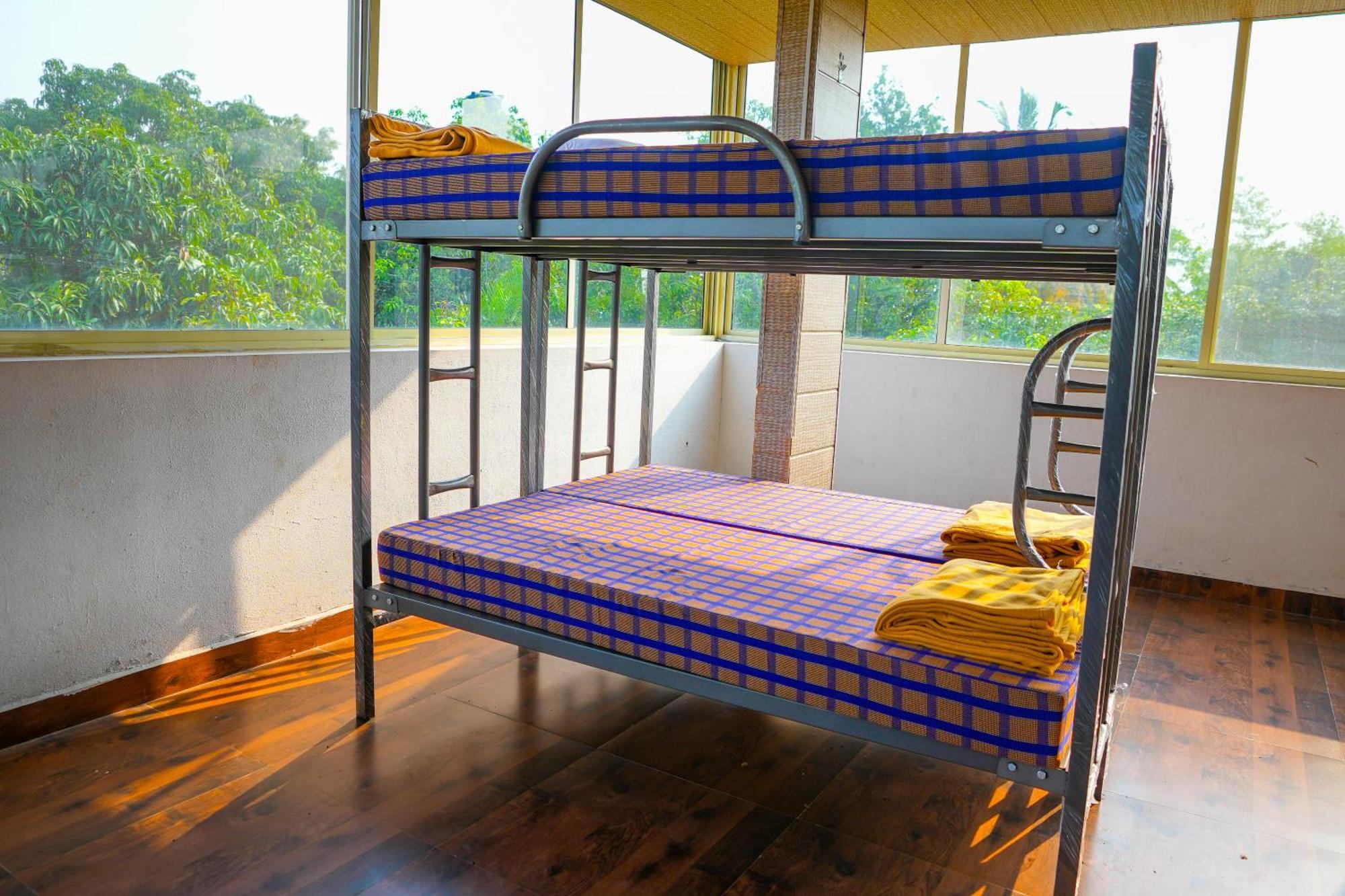 Bana The Wild Waters Hotel Muduvādi Buitenkant foto