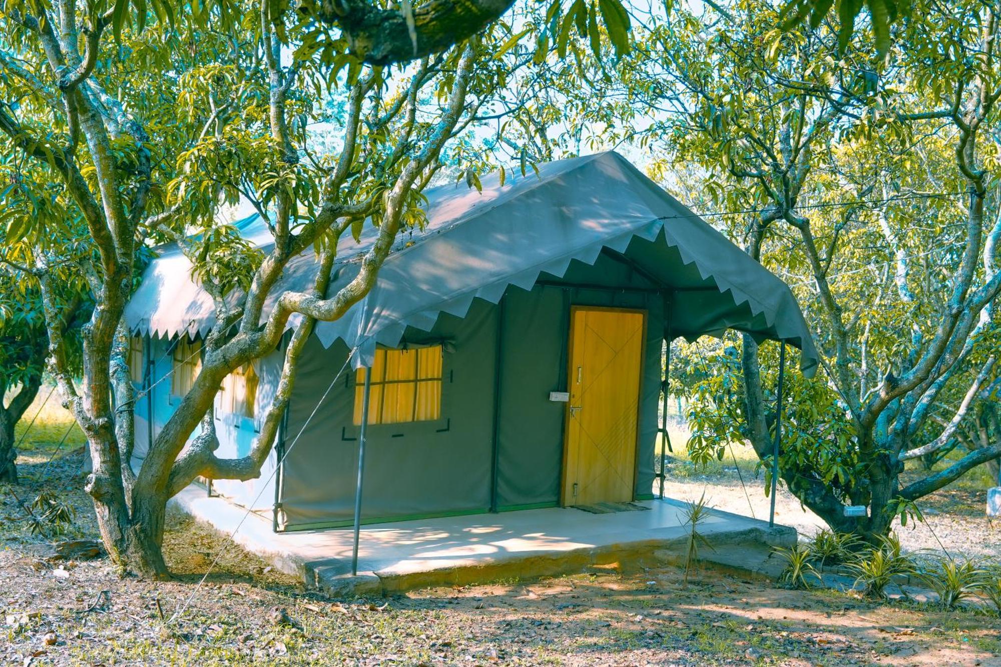 Bana The Wild Waters Hotel Muduvādi Buitenkant foto